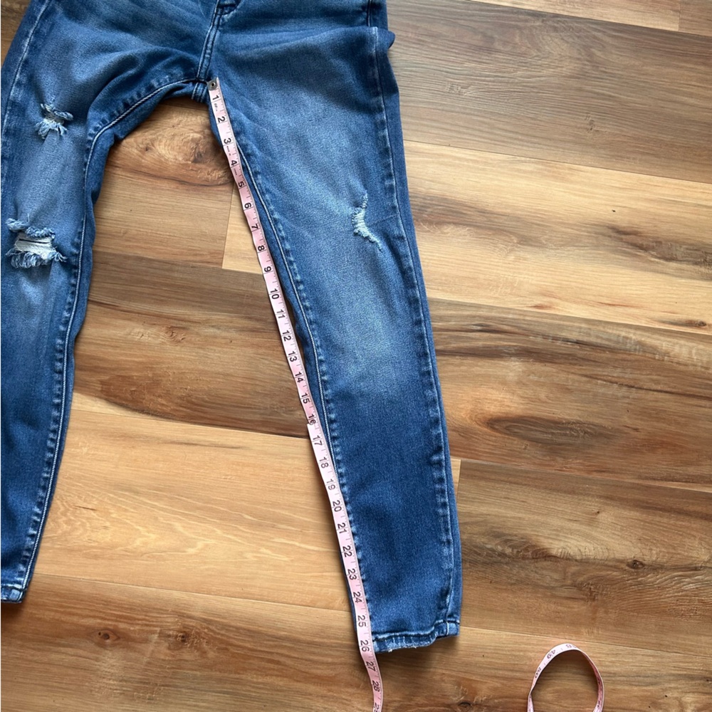 Kancan By Maurice’s WOMENS JEANS 26 Distressed - Picture 13 of 14